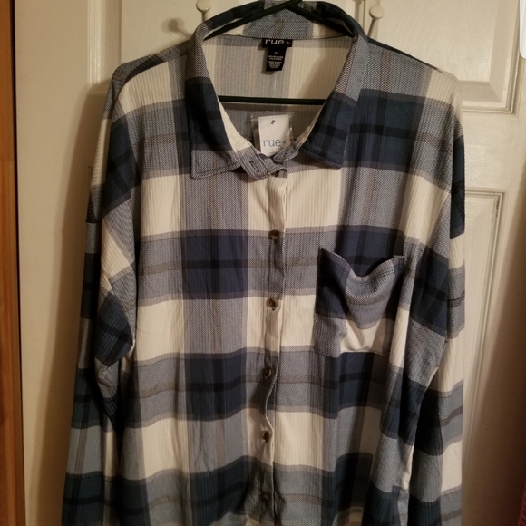 Bundle of three NWT Rue 21 tops - Picture 5 of 16
